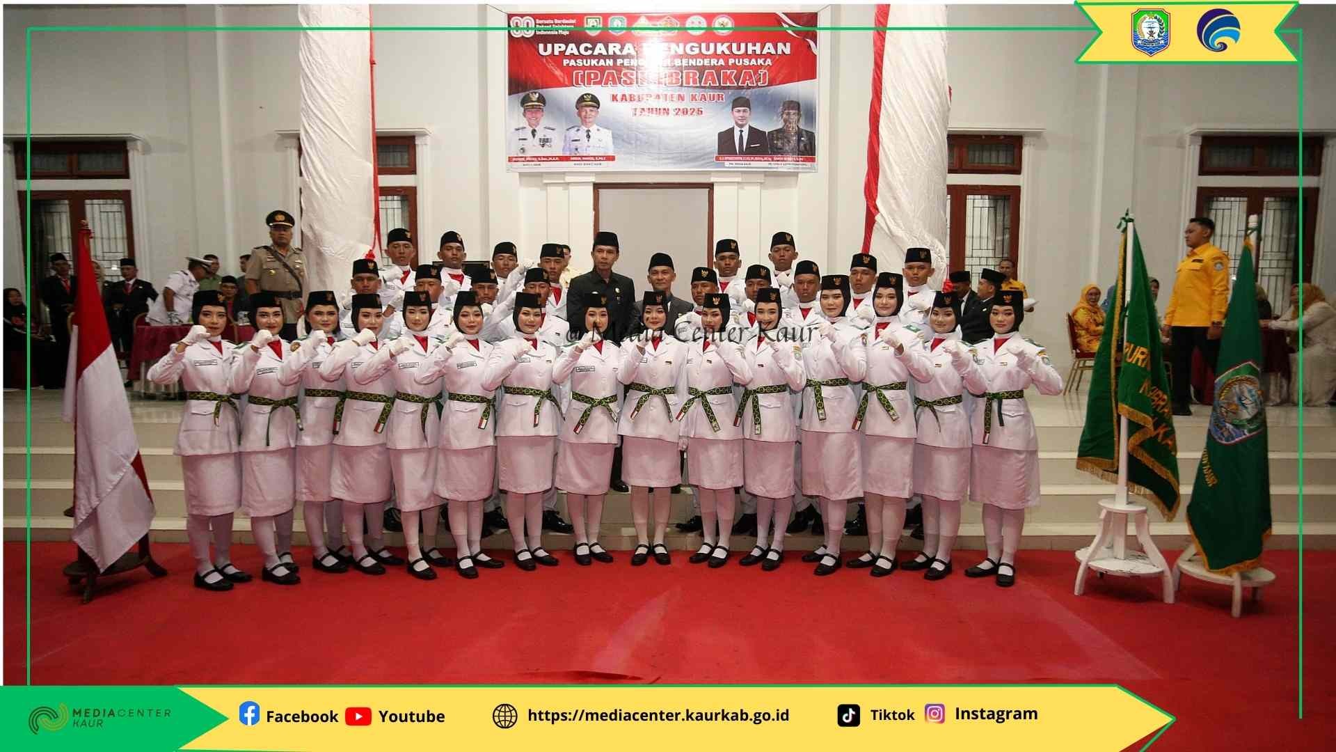 Bupati Kaur Kukuhkan 30 Anggota Paskibraka 