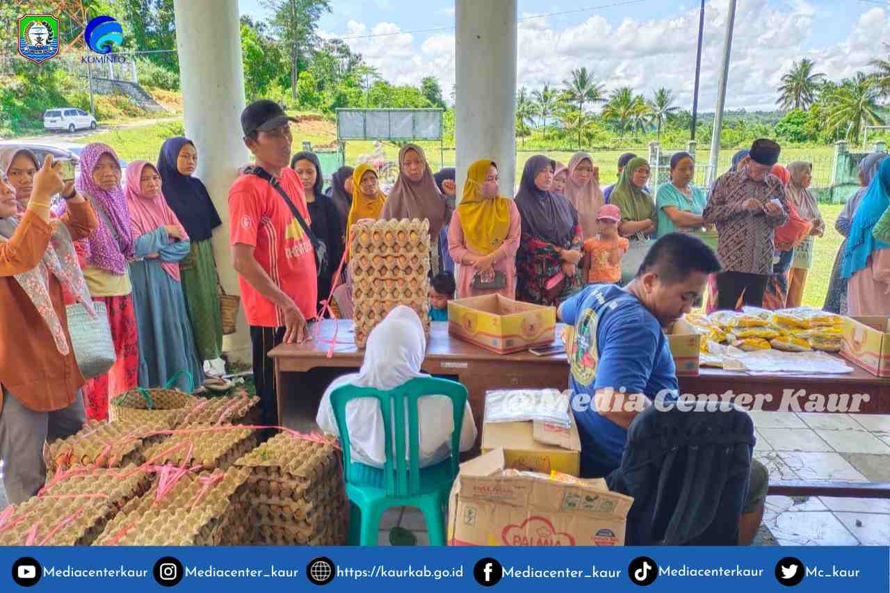 Lakukan Pasar Murah, Masyarakat Kaur Ucapkan Terima Kasih Kepada Bupati dan Jajaran